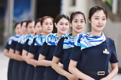 吉林长春 “动姐”礼仪培训助力暑运优质服务